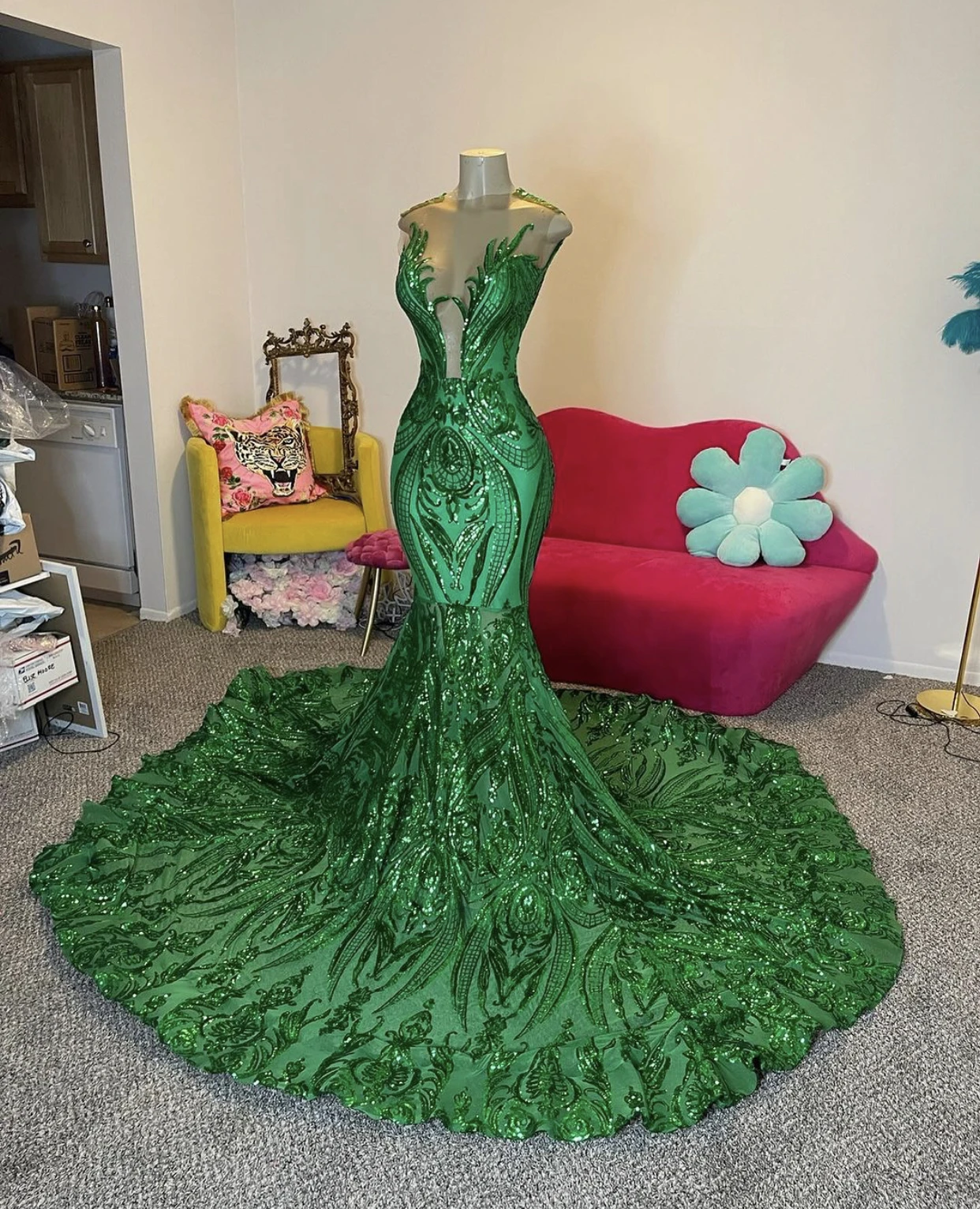 

Sparkly Green Sequined Lace Prom Dress Black Girls 2024 Mermaid Sheer Neck Long Train Evening Party Gala Gown for Birthday