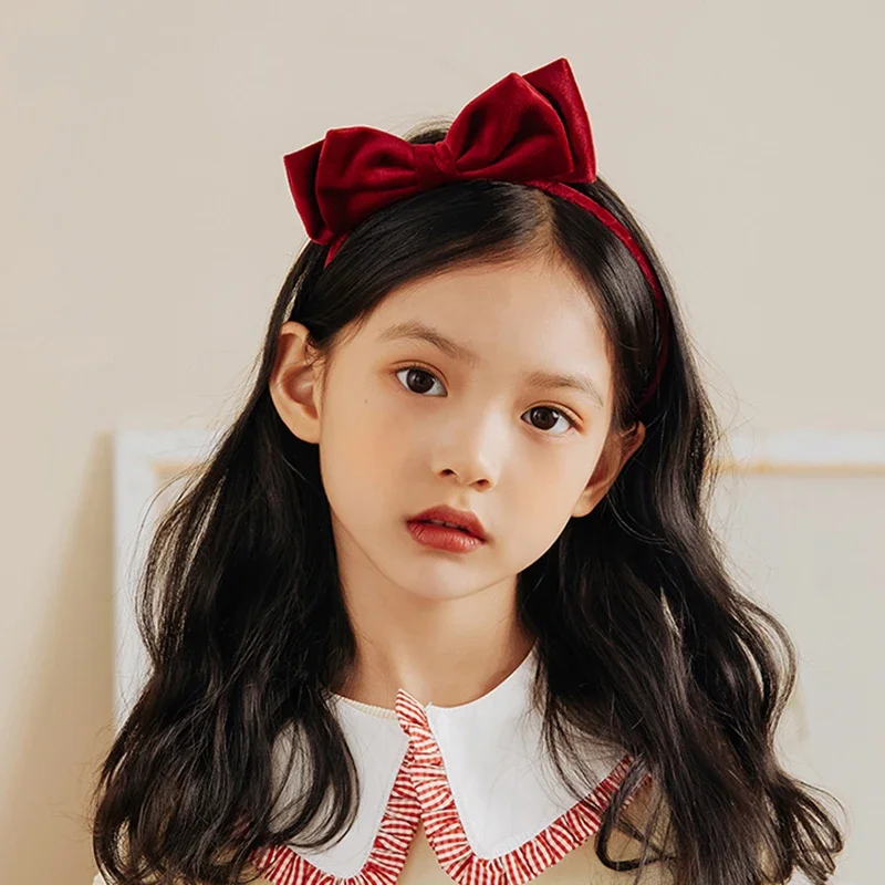 Charming Red Velvet Bow Hairband for Girls – Princess-Style Hair Accessory