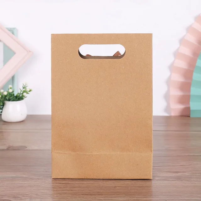 10 db Átlátszó Ablak Kraft Papírzacskók Esküvői Születésnapi Keresztelés Party Candy Ajándékcsomagoló Táska Egyedi Logók Hordozható - Image 5