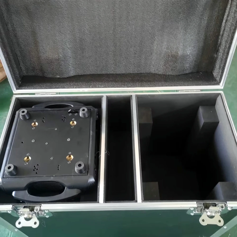 Flightcase + 2PCS LED Strahl Waschen Große Bienen Augen 19x40W RGBW Zoom Moving Head Beleuchtung mit LED Blende DJ Disco Bühne – Detail 2
