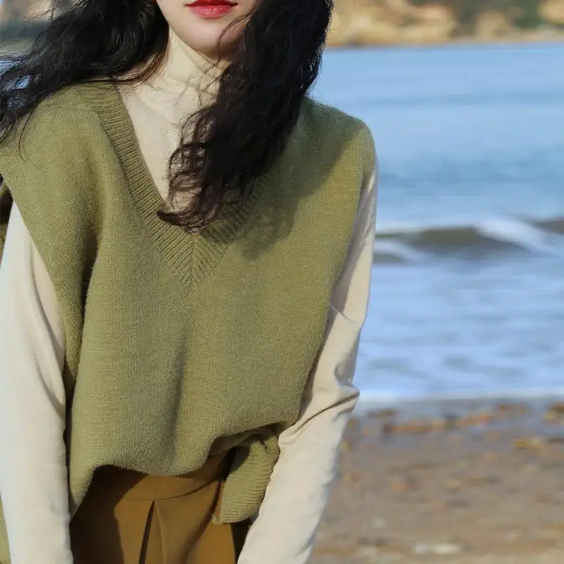 

Women's Sleeveless Pullover Sweaters Vest Autumn Winter Solid Color Vent Female Knitwear Ladies Loose Minority Clothes Hw46