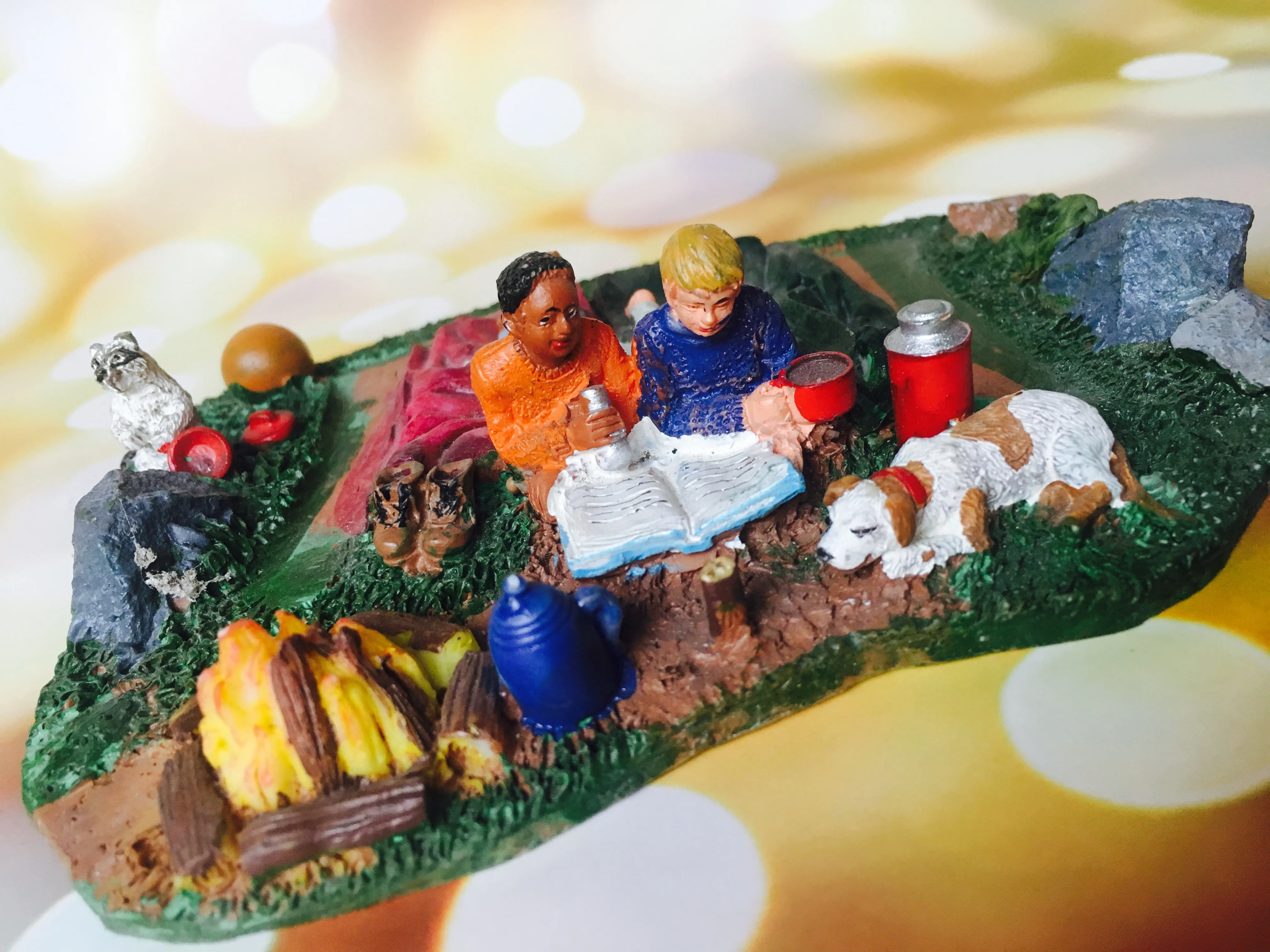 

resin figure mental psychological sand table game box court therapy kid leisure time in grassland