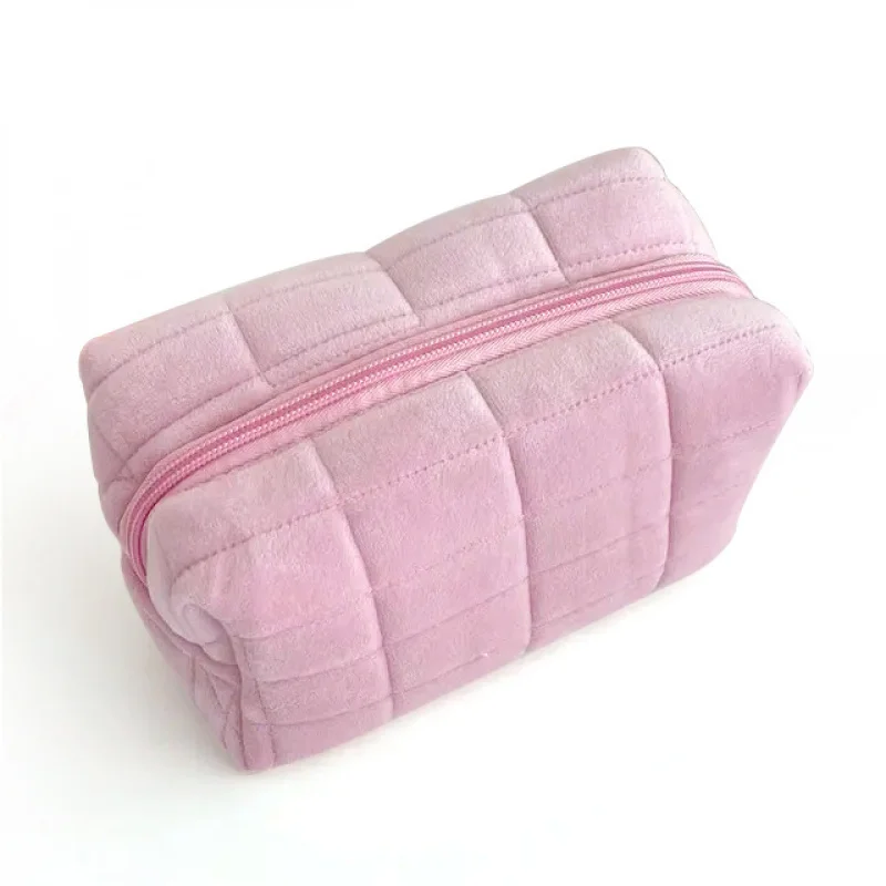 Fluffy Makeup Bag Soft Cloud Like Durable Compact High Value Cute Makeup Storage Pouch