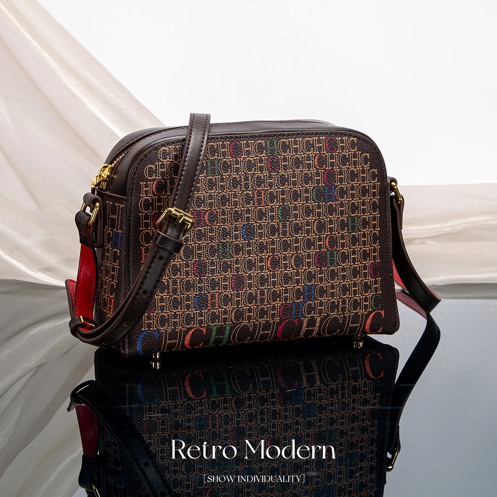 حقيبة كتف مطبوعة كلاسيكية مربعة من كلوريد البولي ف...