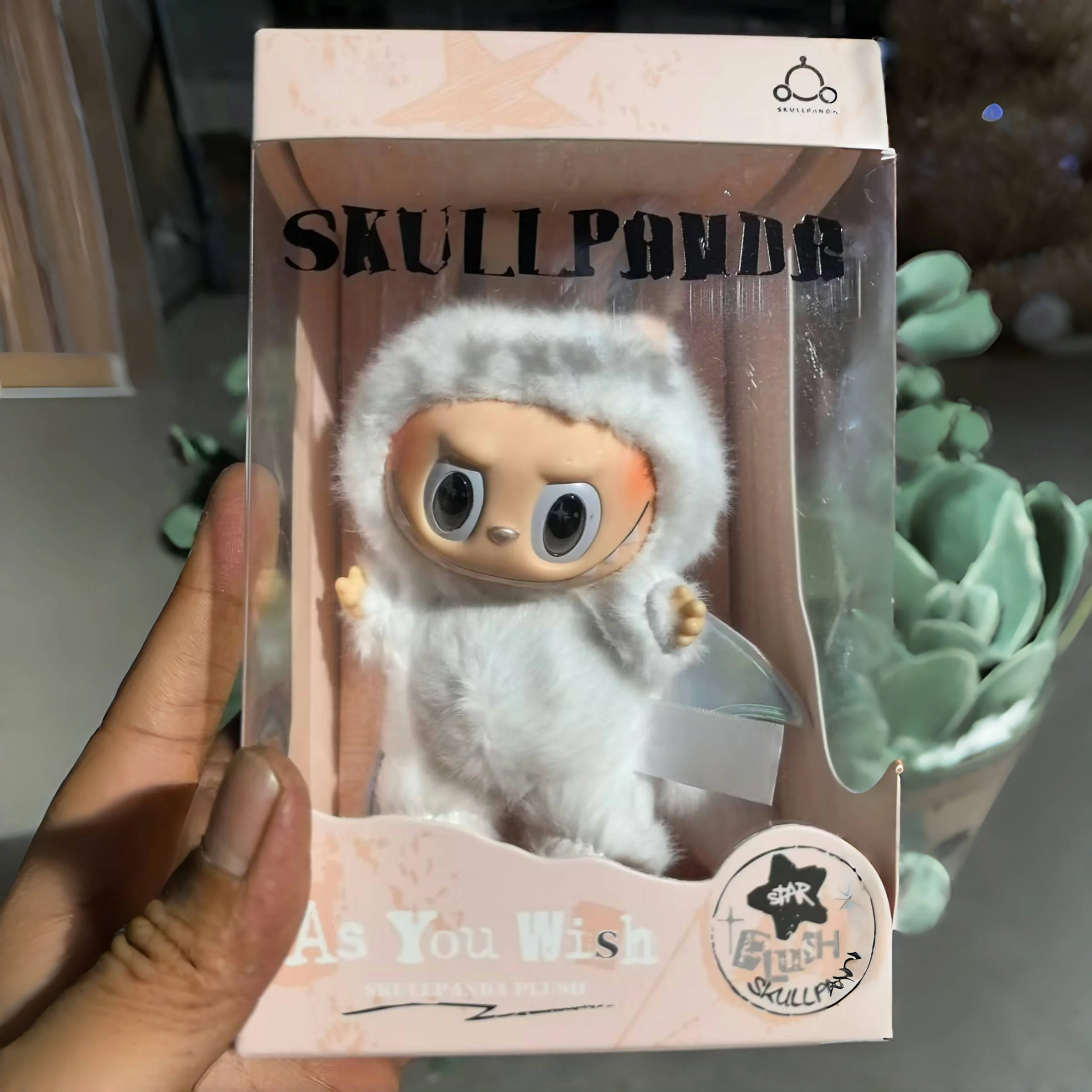 海外限定 ZIMOMO ホワイトAngel ふわふわぬいぐるみr This is Zimomo dressed as an angel in fluffy white clouds