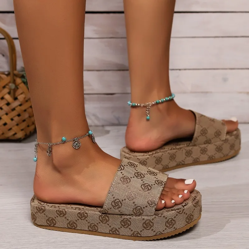 Summer New Women's Round Head Flat Soled Non-slip Slippers Woman Fashion Flowers Khaki Flats Sandals Female Zapatos De Mujer