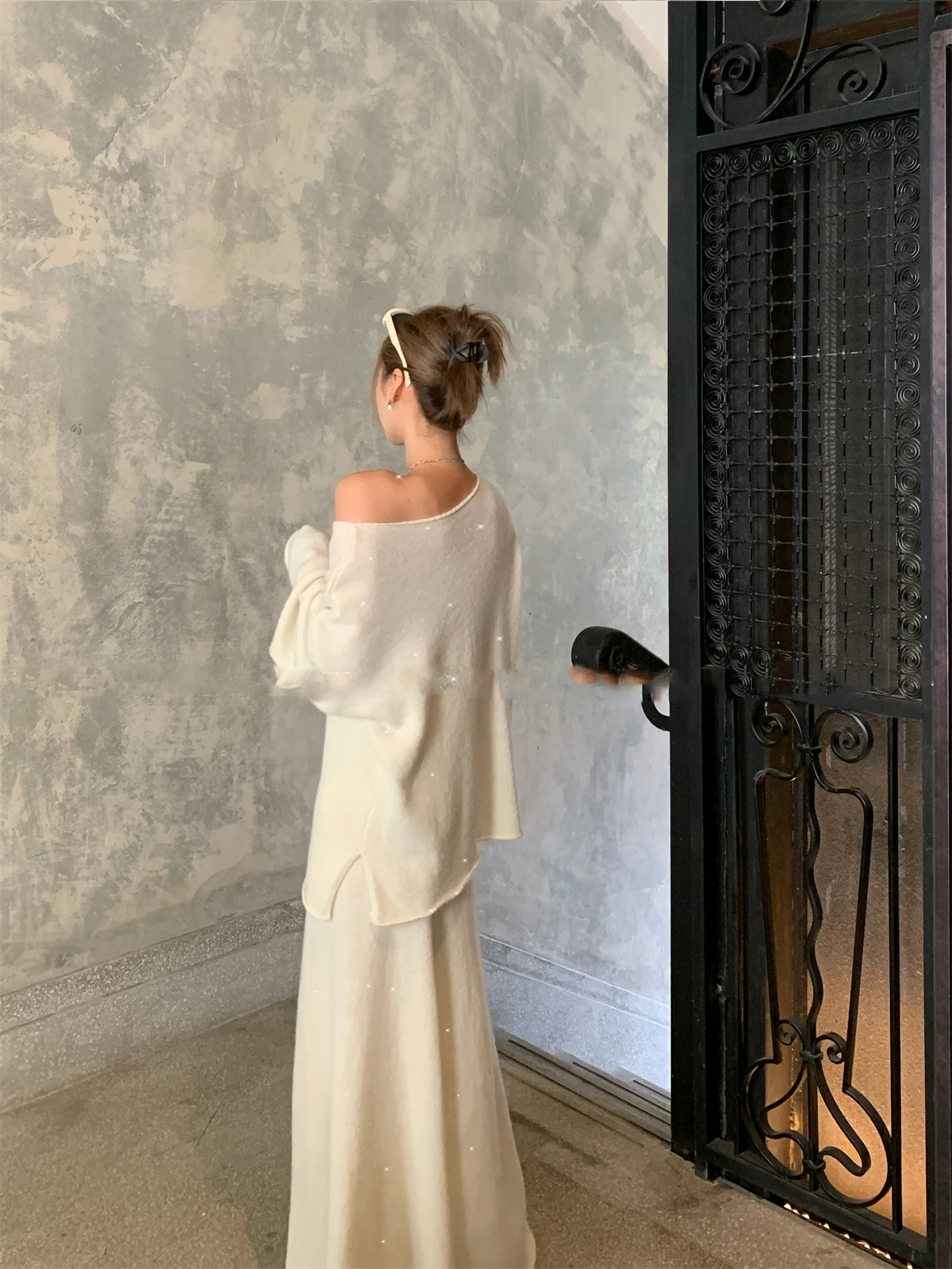 Sexy Soft Elegant Vintage Women Suits 2 Pieces Female Sets Slash Neck Sweater & Midi Dress Bling Knitted TrackSuit