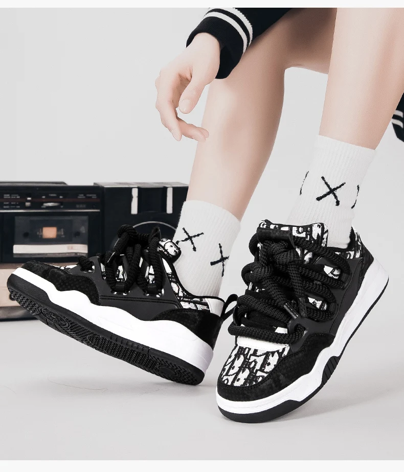 Description Picture 5 of itemNew couple style board shoes, student bread shoes, versatile board shoes, cross-border plus size trendy shoes