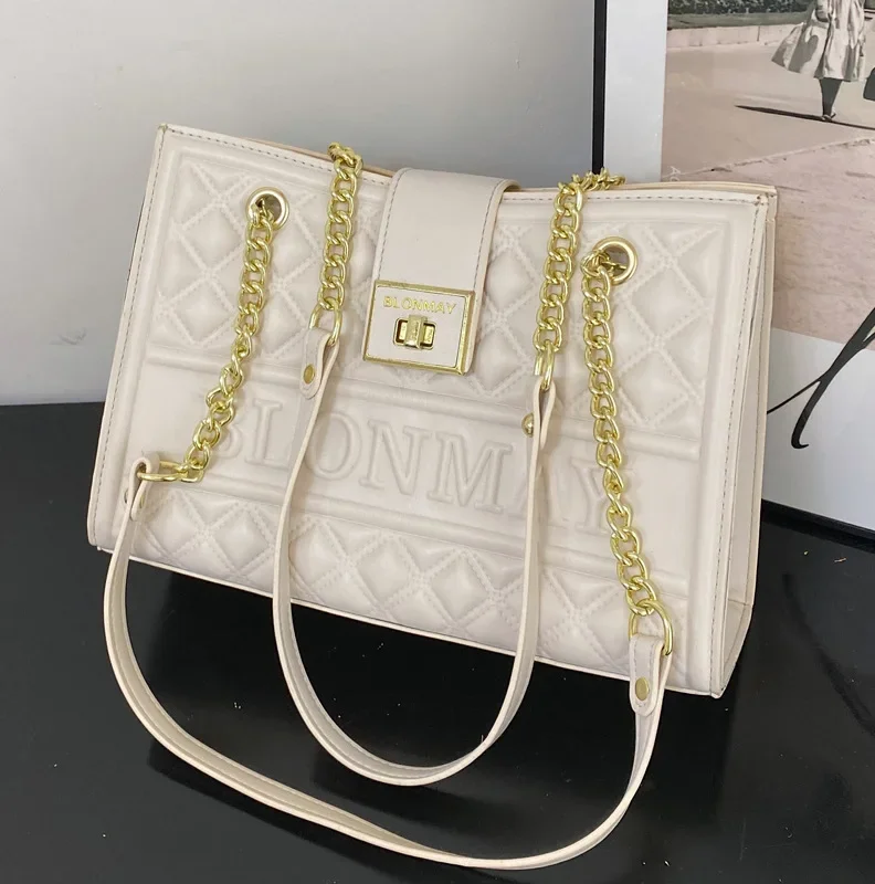 Winter Diamond Check 2024 New Fashion Shoulder Female Large Capacity Totes Students Class Commuter Bag