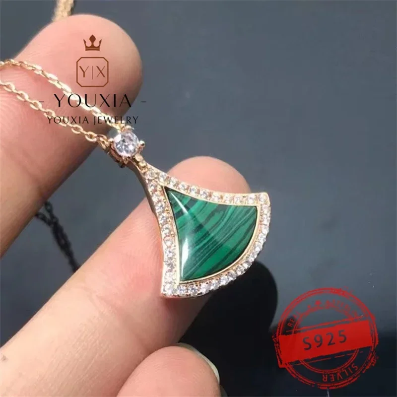 1: 1. Customized hot selling s925 silver fan edge diamond agate women's jewelry necklace with personalized exquisite temperament