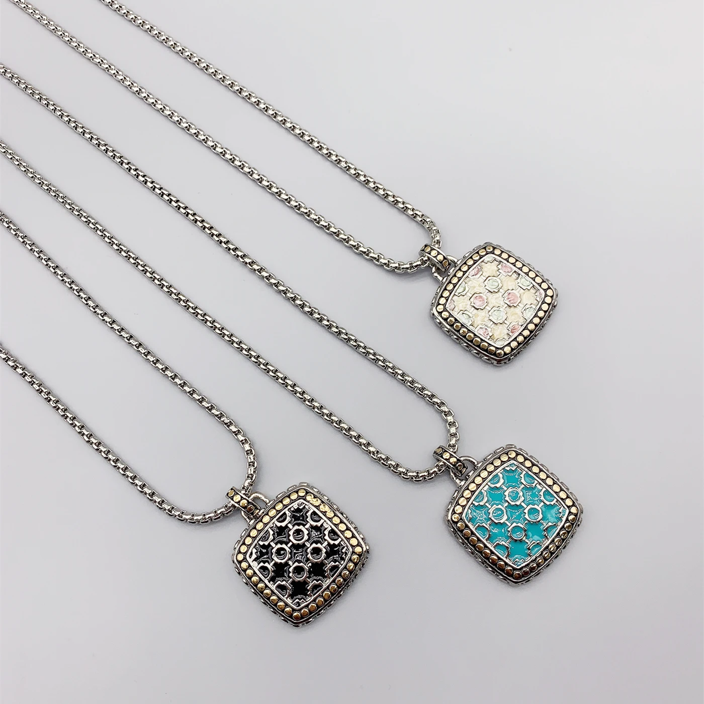 FoLisaUnique 3mm Silver Box Chain Blue Black White Enamel Pendant Necklace For Women