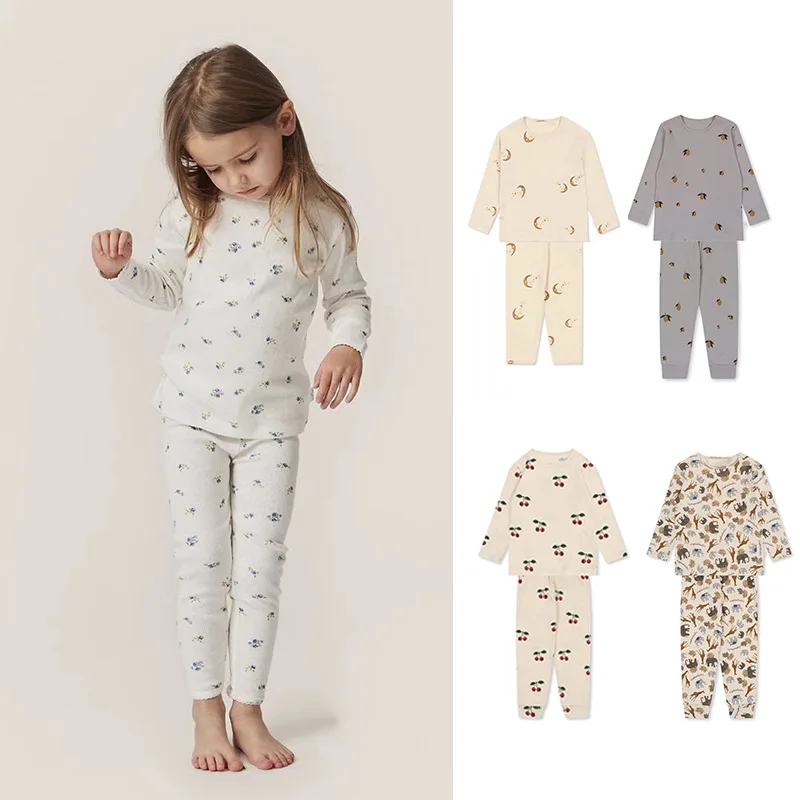 

2023 Autumn Children's Milk Silk Long sleeved Top and Pants Boys and Girls Skincare Comfortable Sleepwear Set girls clothes