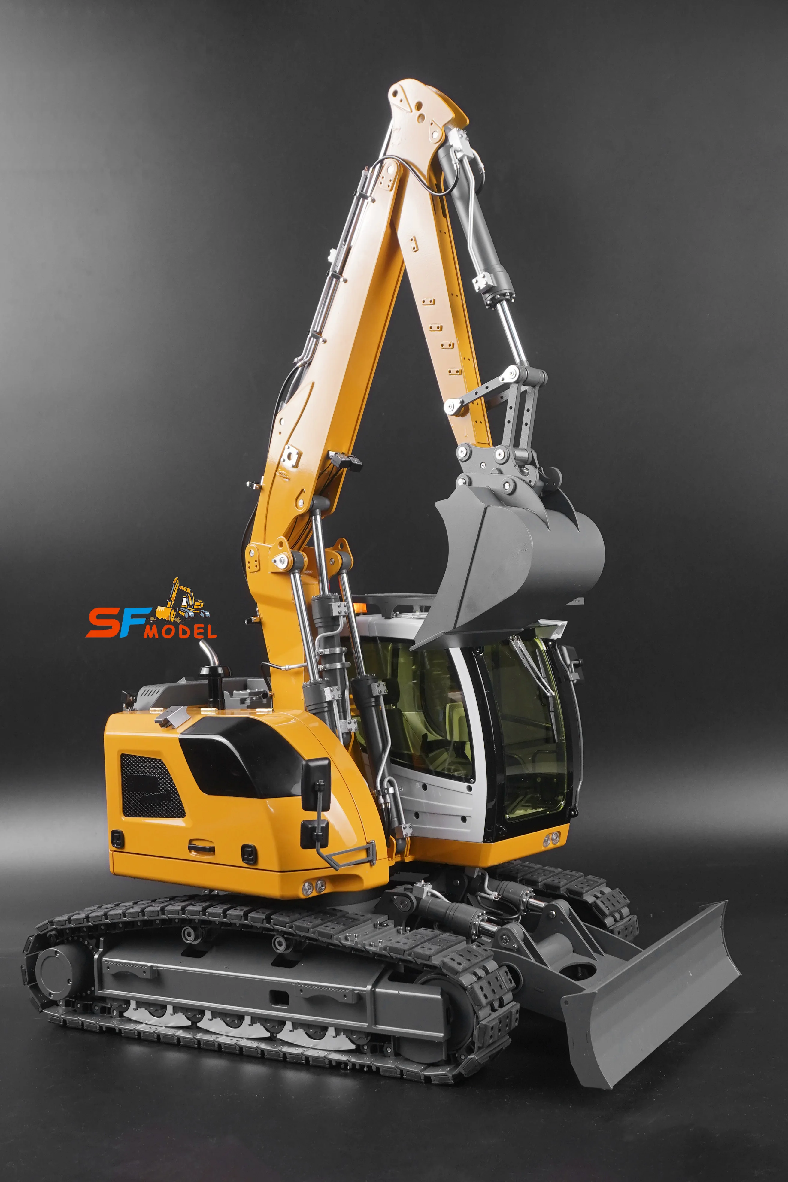914 RC Hydraulic Excavator 1/14 Small Short Tail Hydraulic