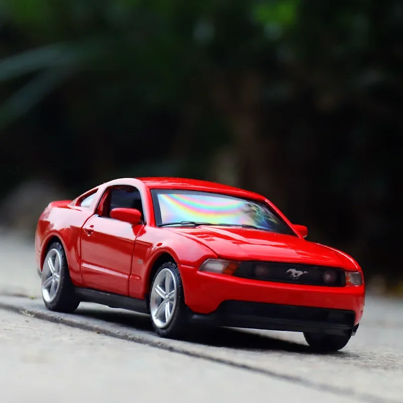 1:32 Ford Mustang GT High Simulation Diecast Car Metal Alloy Model Car Children's toys collection gifts F445 2
