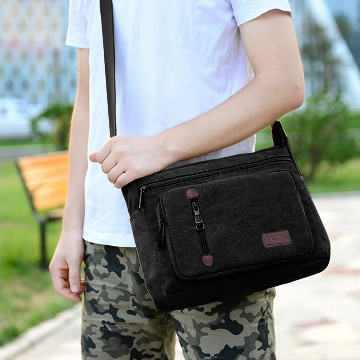 

Canvas Shoulder Bag Laptop Bag Computer Notebook Briefcase Sleeve Pouch Case for School Business Travel Outdoor Activity