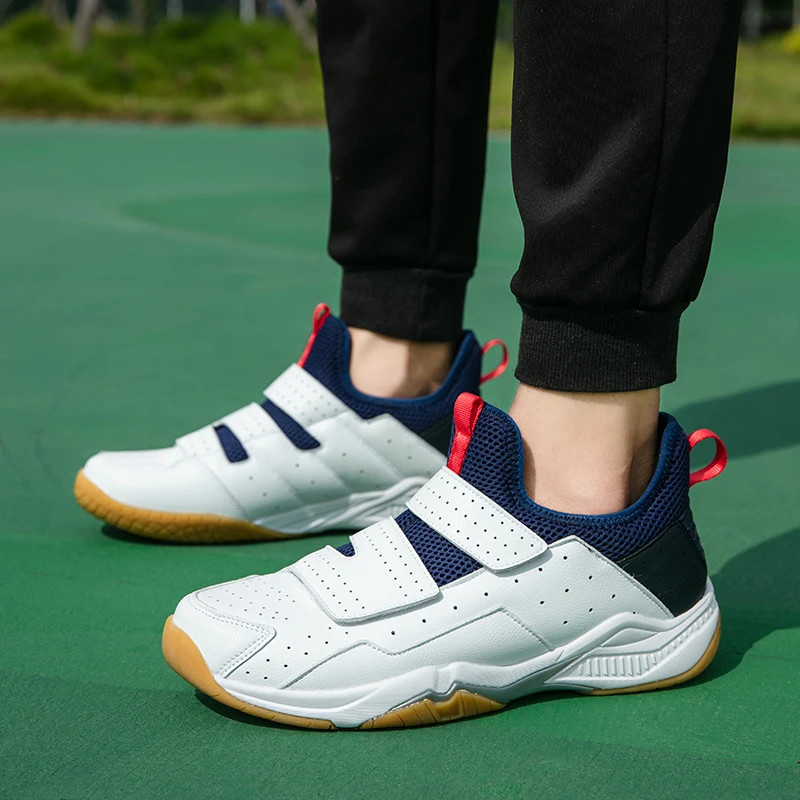 Breathable Mesh Badminton Shoes for Men and Women, Jogging Shoes, Table Tennis Shoes, Volleyball Shoes, Couple Sneakers