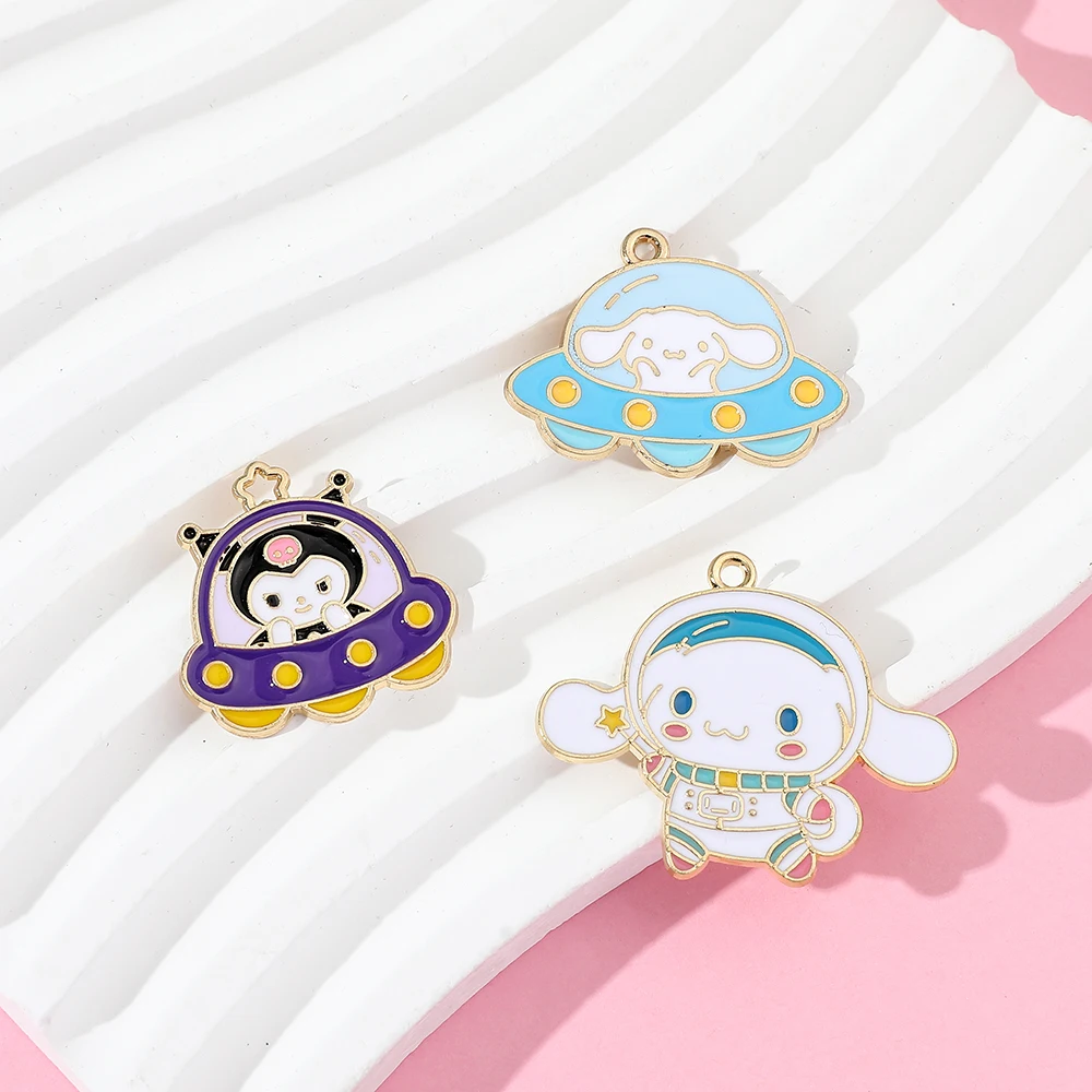 10pcs/lot Sanrio Charms Jewelry for Making Kawaii Kuromi Cinnamoroll Diy  Accessories Cartoon Bracelets Necklace Pendant Gift - AliExpress