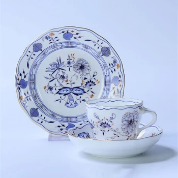 Blue Onion Ceramic Espresso Cup & Saucer Set 1
