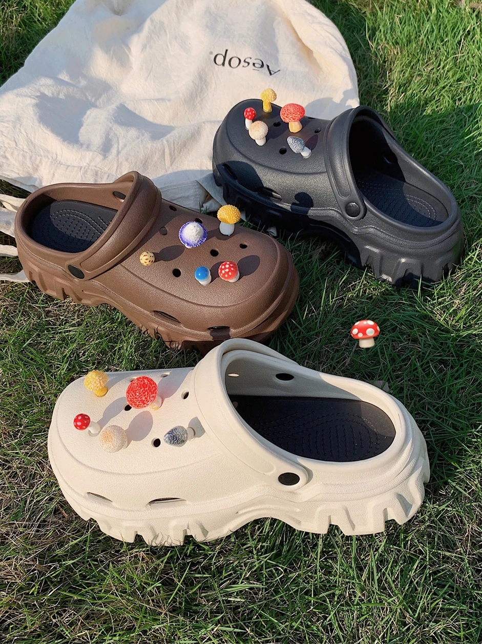 Cute Mushroom DIY Hole Garden Shoes Women Slippers Thick Soles Height Increase 2024 Summer Women's Sandals