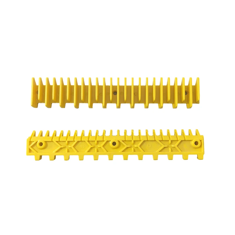 he645b028h05-h05-escalator-demarcation-plastics-l219mm-w38mm-24-teeth