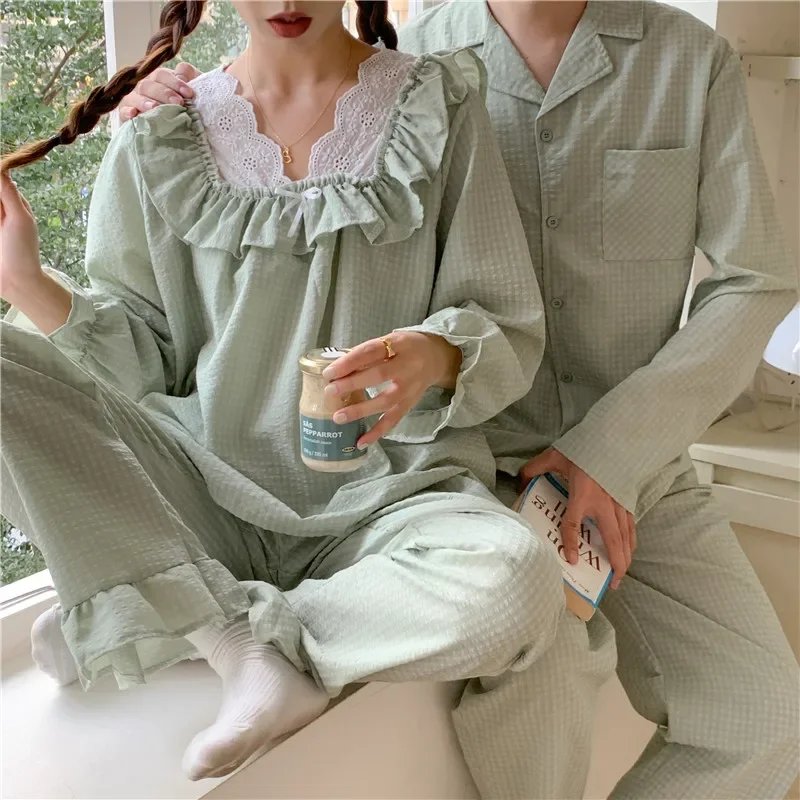 

Japanese Simple Plaid Pajamas for Women Retro V-neck Embroidered Lace Nightwear Suit Kawai Couples Casual Home Wear 2 Sets D802