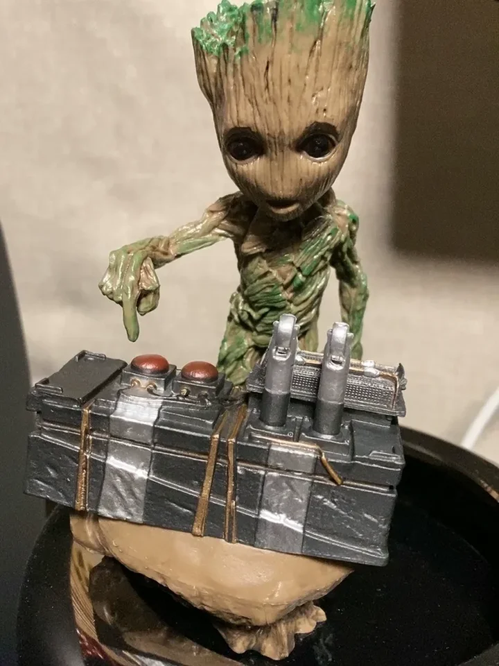 Marvel I Am Groot Collection - 6 Mini Action Figure Da 5,7 Cm - Set Personaggi - Giocattoli Ufficiali Per Bambini 4+ Anni