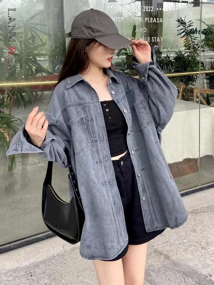 

LANMREM Women Denim Shirt Fashion Lapel Long Sleeves Single Breasted Loose Tops Vintage 2023 Autumn New Clothing 2AA3565