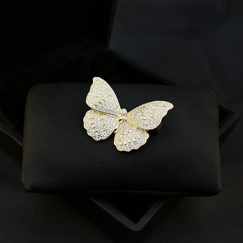 Butterfly Brooch High-End Insect Pins for Women Corsage Neckline Wild Luxurious Pin Suit Ornament Rhinestone Jewelry Party Gifts
