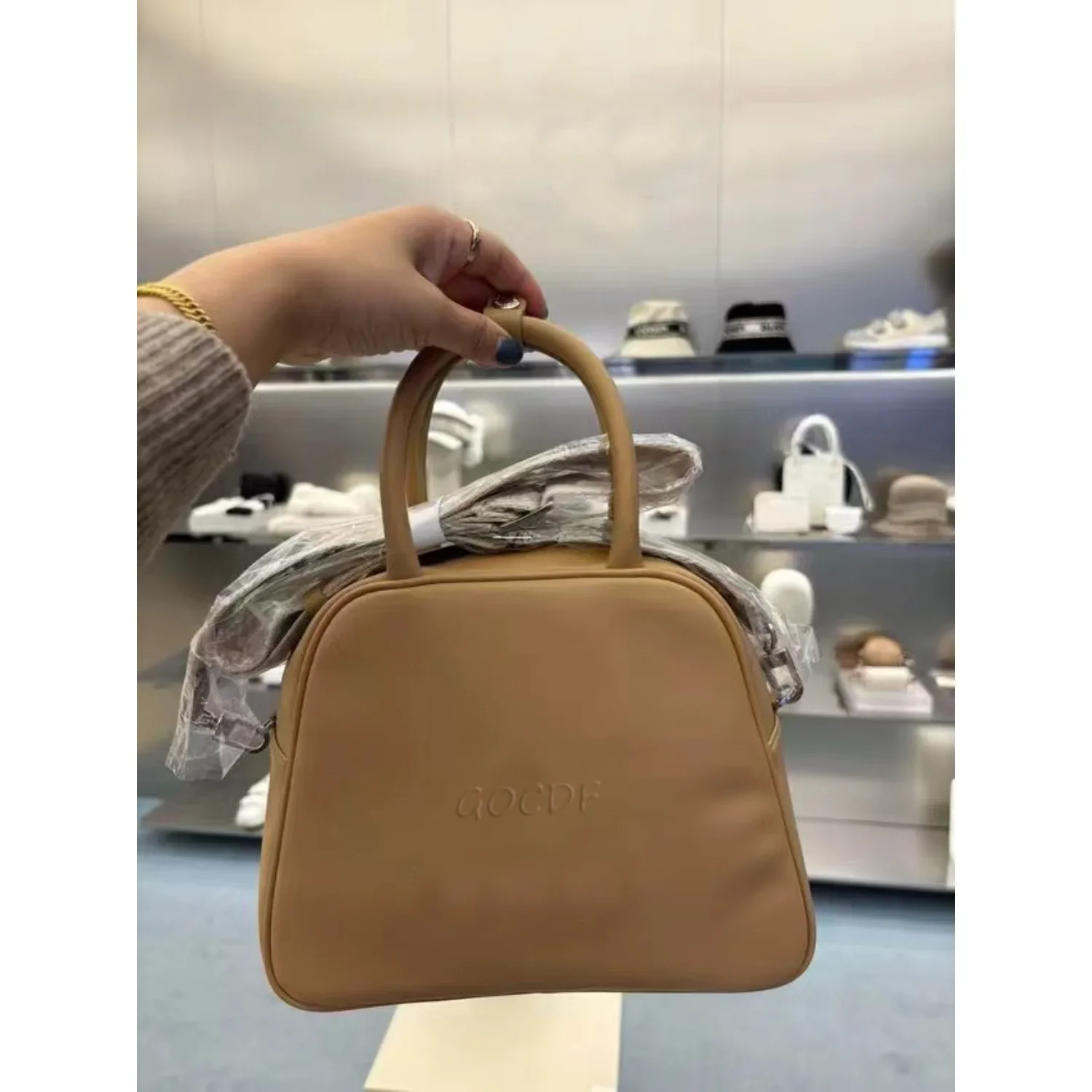 

2024 New Golf Clothing Bag Lightweight Large Capacity Handbag 골프백
