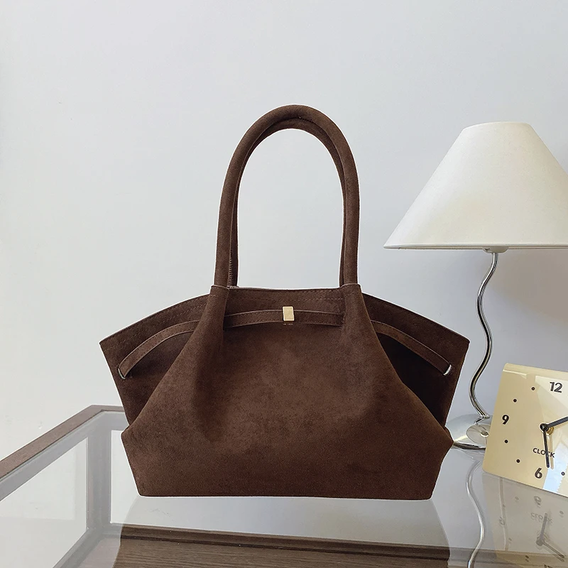 حقيبة كتف كلاسيكية غير لامعة من البولي يوريثان مع...