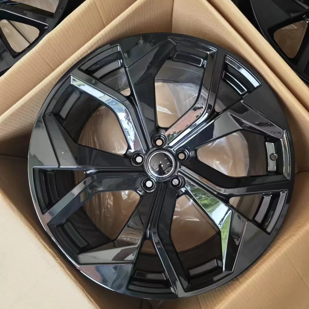 YQ Gloss Black Forged Wheels For Audis RS Q8 21 22 23 24 inch 5X112 5X114.3 5X120 T6061 Alloy Racing Car
