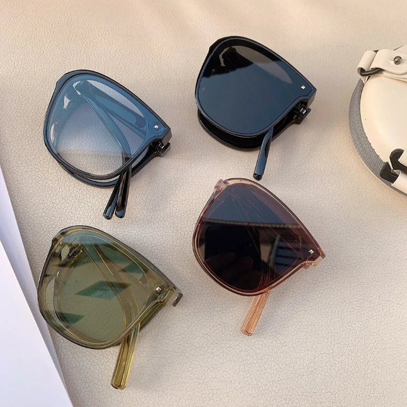 

New Folding Small Frame Square Sunglasses Women's Brand Designer Fashion Sun Glasses Women Travel Eyewear UV400 Oculos De Sol