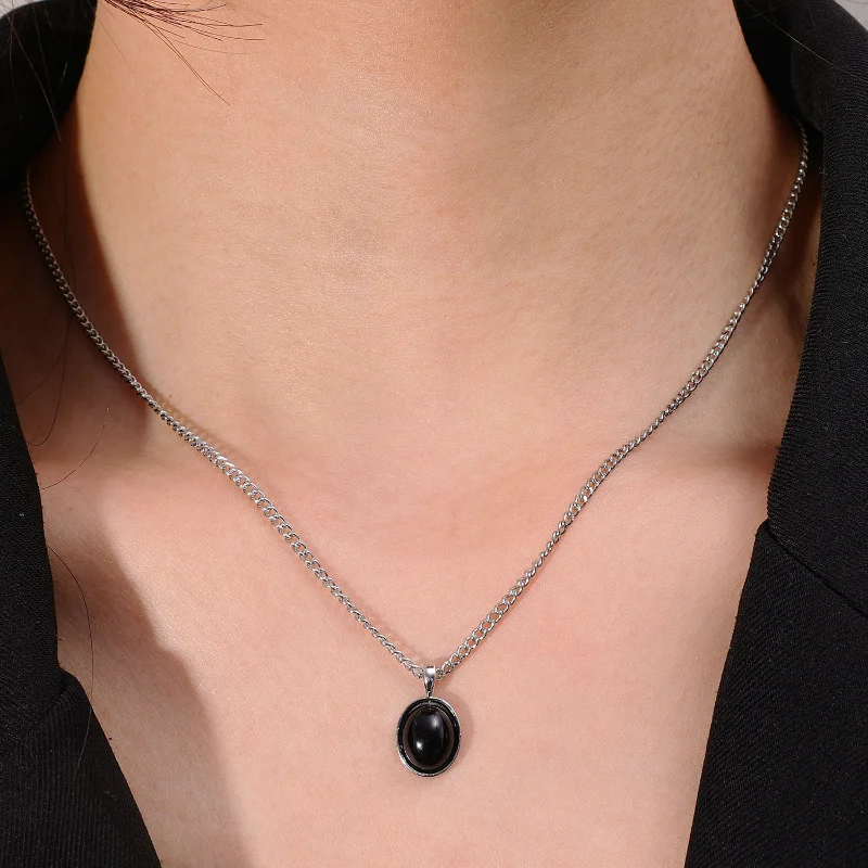 New Luxury Fashion Pink Blue Crystal Round Pendant Silver Chain Necklaces Jewelry Choker Clavicle Chain Charm Colorful Necklace