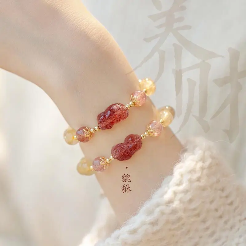 

Natural Strawberry Crystal Carved Brave PiXiu Bracelet for Women Lucky Handmade Rope-braided Citrine Hand String Attract Wealth