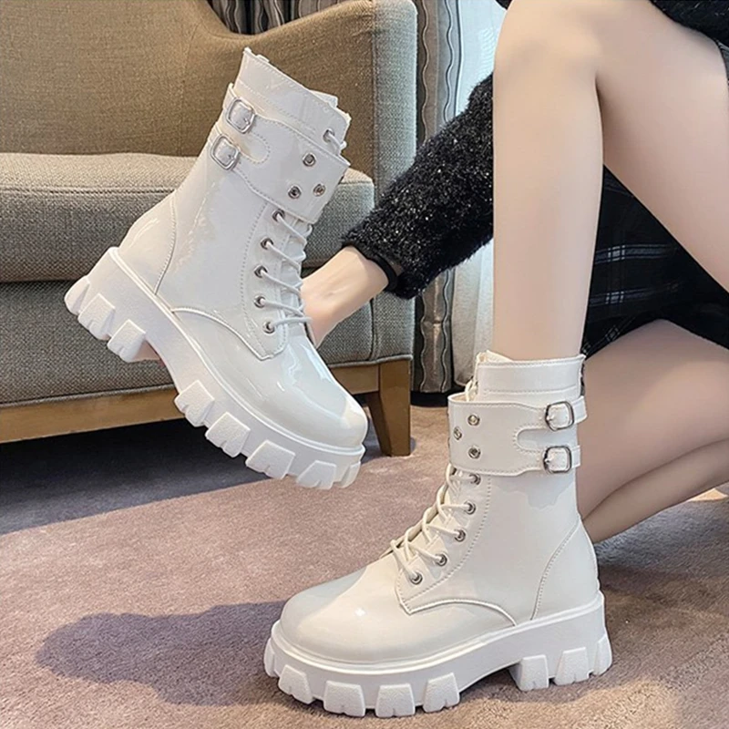 Autumn New Women Platform Boots Fashion Round Toe Rivets Non-slip Thick Sole Punk Boots Ladies Gothic Boots Zapatos Mujer Shoes