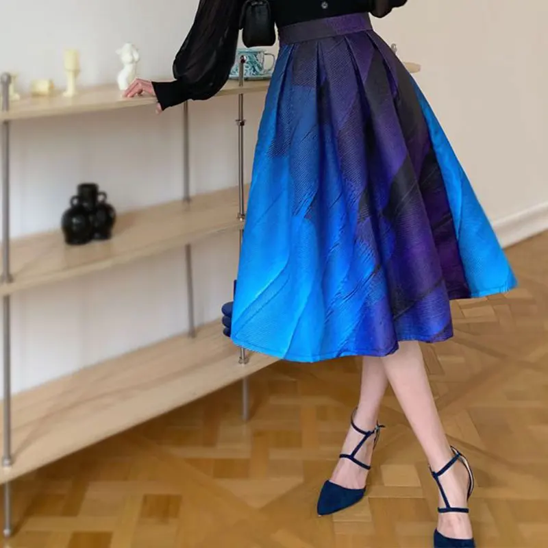 Elegant Fashion Harajuku Slim Fit Female Clothes Loose Sweat Casual All Match Fluffy Skirt Printed High Waist Gradient Skirts