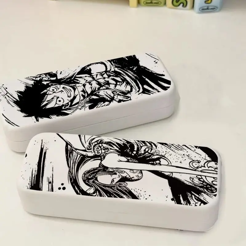 New Cartoon Glasses Case One Piece Rufy Zoro Nami High-Look Student Miopia Glasses Portable Anti-Caduta Occhiali Da Sole Storage Box