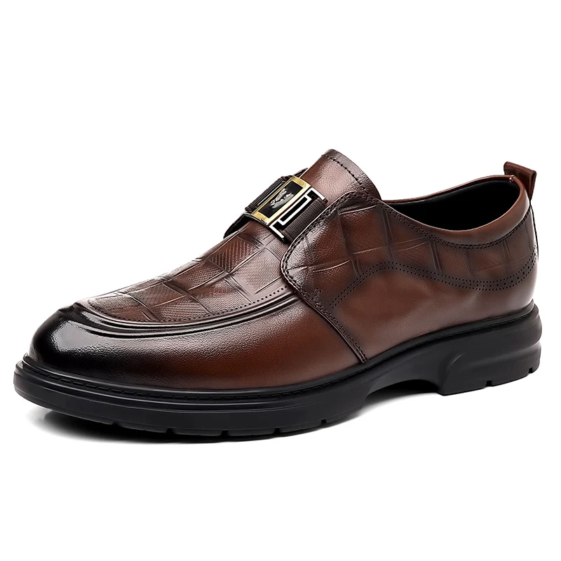 New British Business Formal Casual Leather Shoes A Step Breathable Network Red Fashion Loafers Male Groom Wedding Shoes