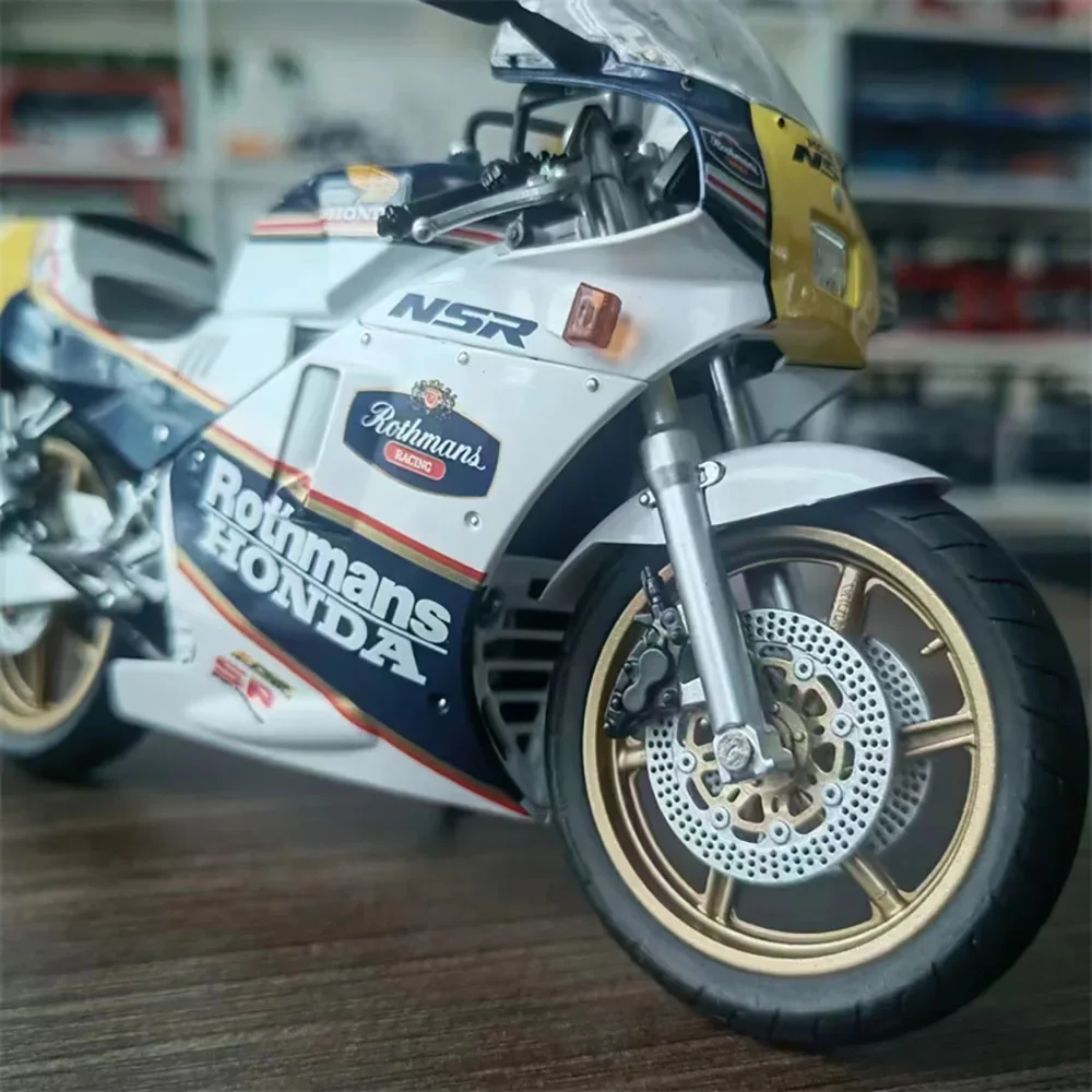 HONDA NSR250 置物 HONDA NSR250 置物 HONDA NSR250R 世界の名車シリーズ バイク 置物