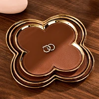 Flower-shaped Ceramic Leather Storage Plate Luxury Porch Key Decorative Plate Ornaments Electroplating Gold Edge Irregular Plate 1