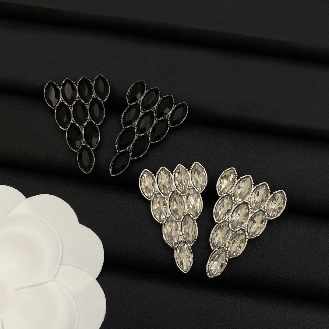 

Made Of Solid Copper Rectangular Geometry Woman Earrings Designer Pieces Anti-allergic And Colorfast