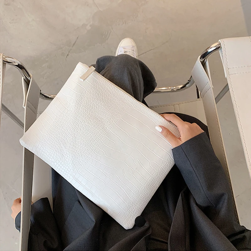 Fashion Solid Color Women's Clutch Bag PU Leather Envelope Phone Purse Female Vintage Crocodile Pattern Wrist Shipping Handbags
