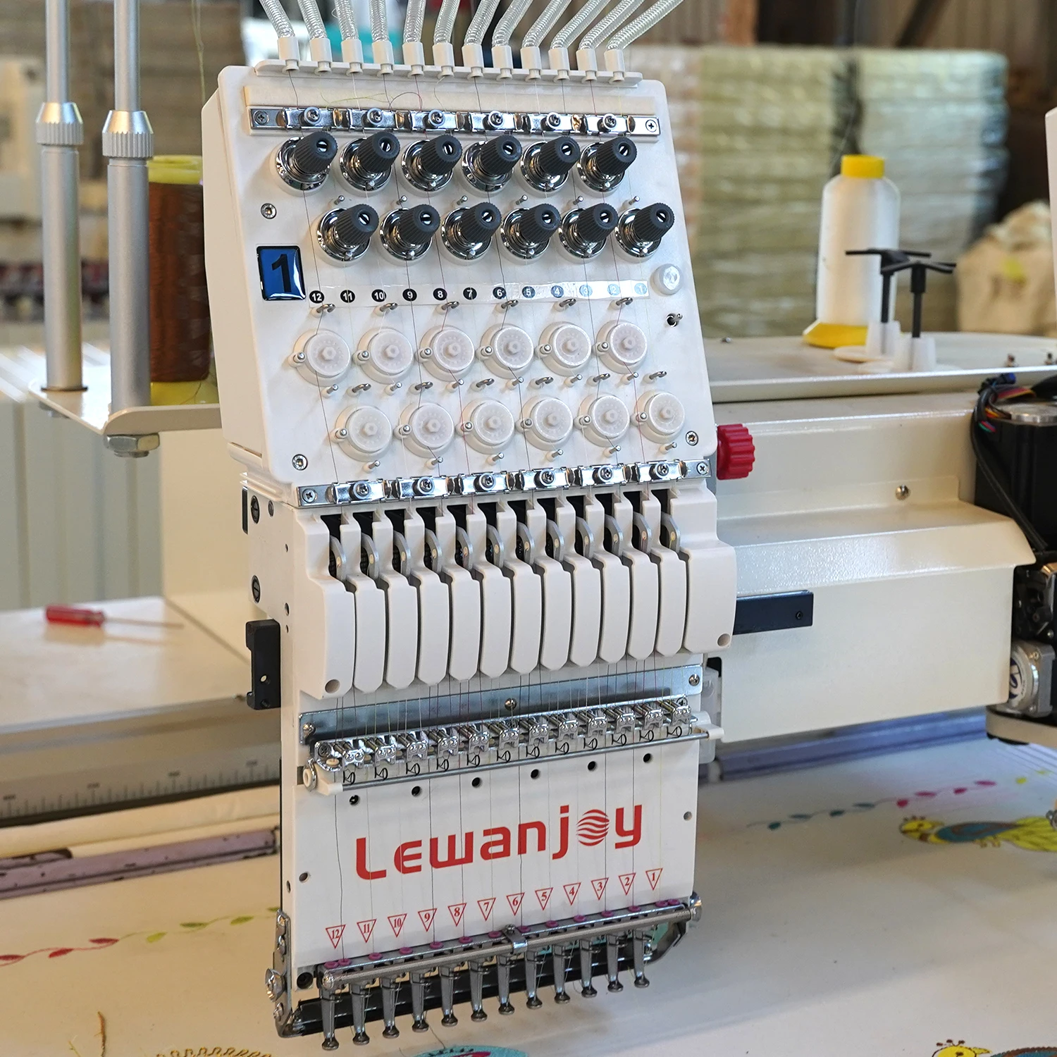 Lewanjoy Single Head One Head 12/15 needles Household Flat Hat T-shits Embroider Simple Frame Thread Embroidery Label Machine