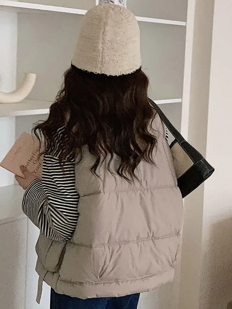 Vielleicht Autumn Women Waistcoat Vest Casual Big Pocket Sleeveless Thicken Warm Zipper Padded Winter Vest Jacket Female Coat