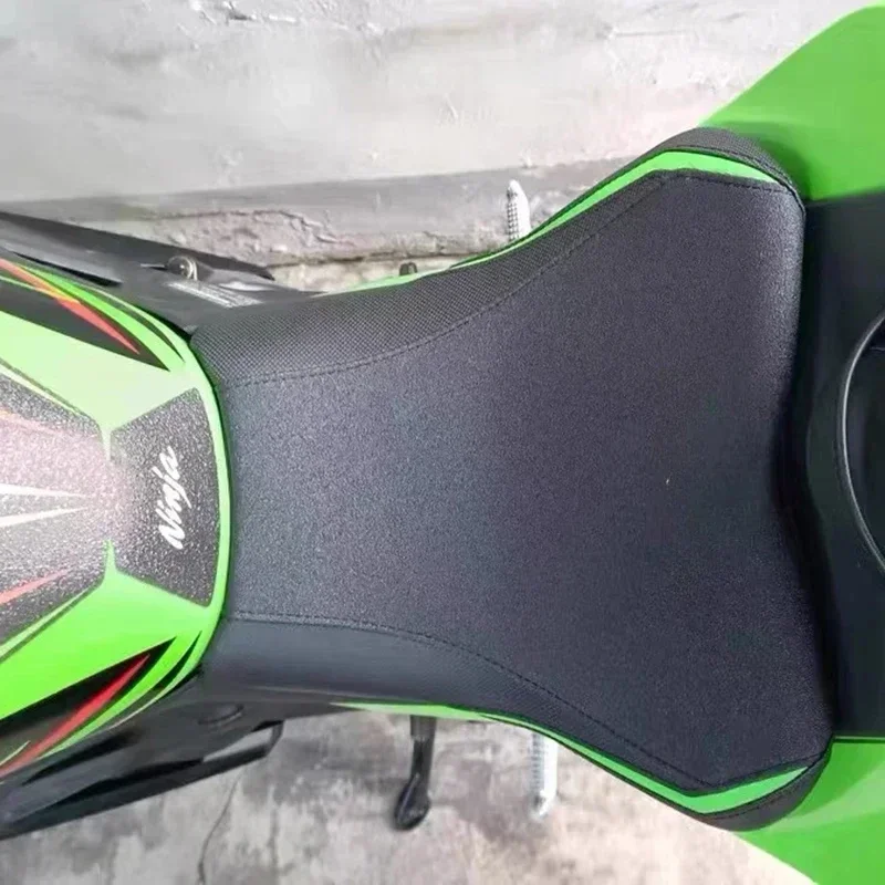 For KAWASAKI ZX4R The ZX4RR Adds and Reduces Seat Height Modifications To Increase Comfort and Flexibility WithSeat Modification