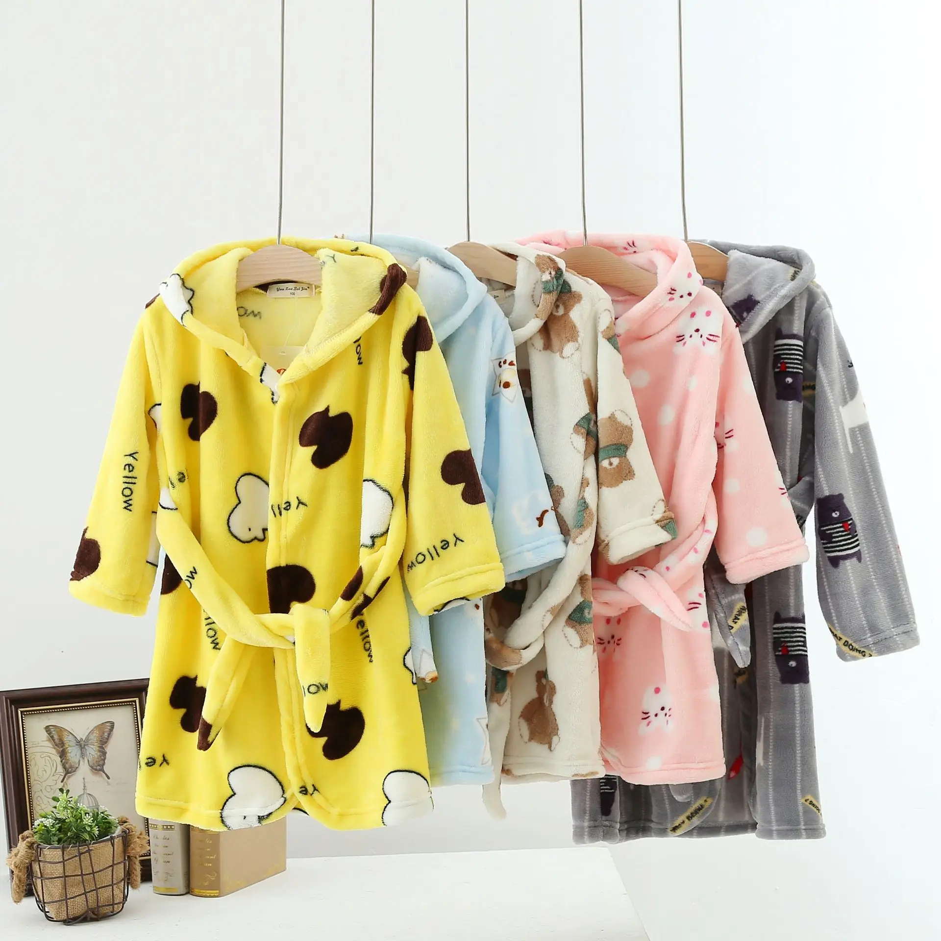 Kids Bathrobe for Girl Children Clothing Girl Flannel Bath Robe Clothes Boy Cartoon Night Robe Kids Pajamas For 2-12 Years