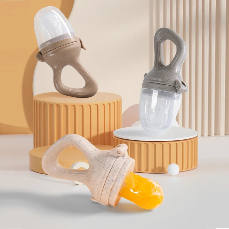Silicone Fruit Feeder 1 Pcs for Baby with Cover silicone fruit feeder