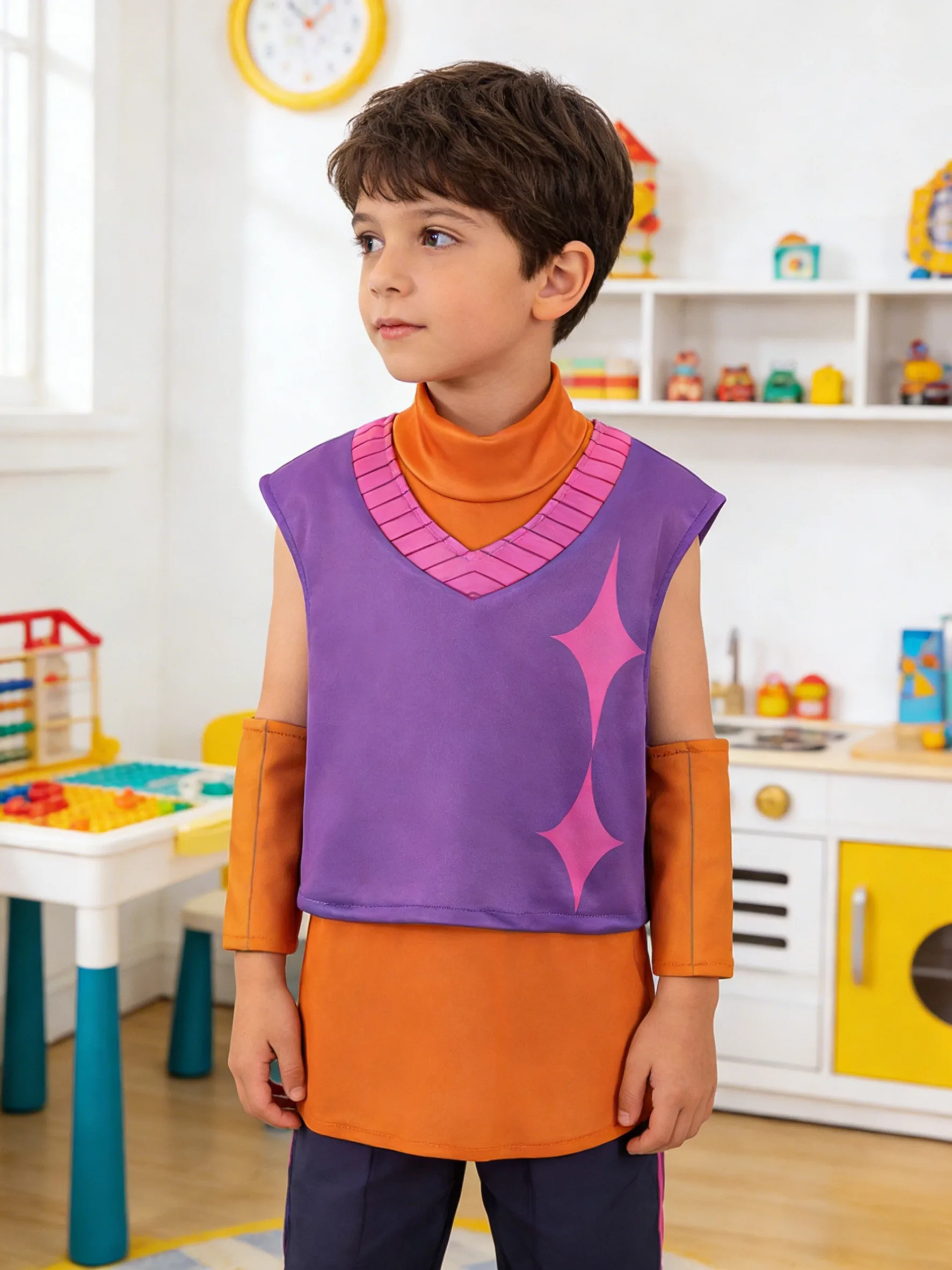 Boys' Devil Costume Set: One Short Vest + High-Necked Orange-Yellow Inner Top + 1 Pair of Wrist Guards, Devil-Themed Color-Blocking Outfit, Boys' Halloween and Various Carnival Festival Party Performance Costumes.