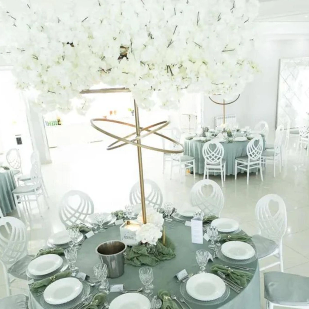 4pcs)Newest Design 4ft Tall Round Metal Flower Display Stand Gold Wedding Centerpiece Circle Flower Stand