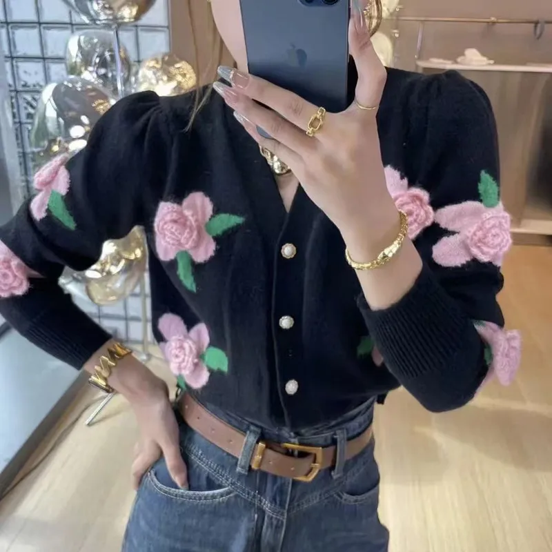 

DALMAZZO Drop Shipping Three-Dimensional Flower Knitted Short Sweater For Women V Neck Cardigan Fall Chic Tops Female 2023 New